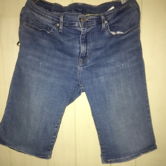 Levi’s shorts - Picture 1 of 6